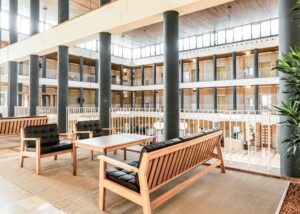 Stadhuis_Hengelo_interieur_centrale_hal